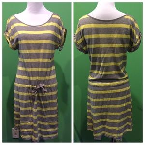Bass & Co Gray and Yellow Dress Size Small